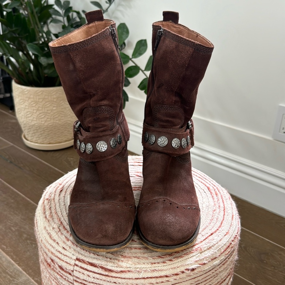 Biviel brown suede studded ankle boots